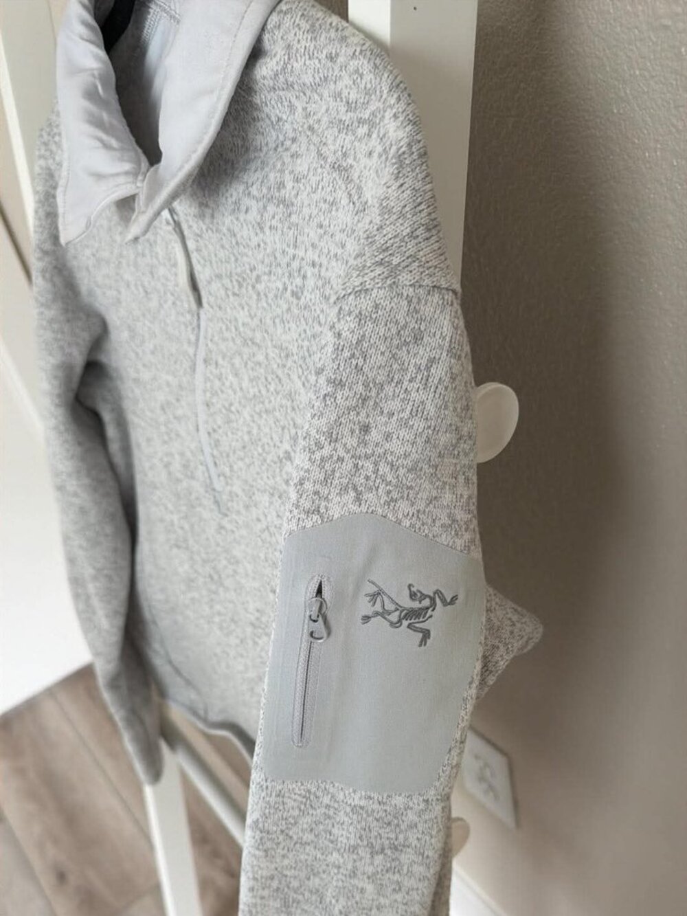 Arc'teryx Fleece Quarter-Zip Pullover Gray White Trim Women's Size M